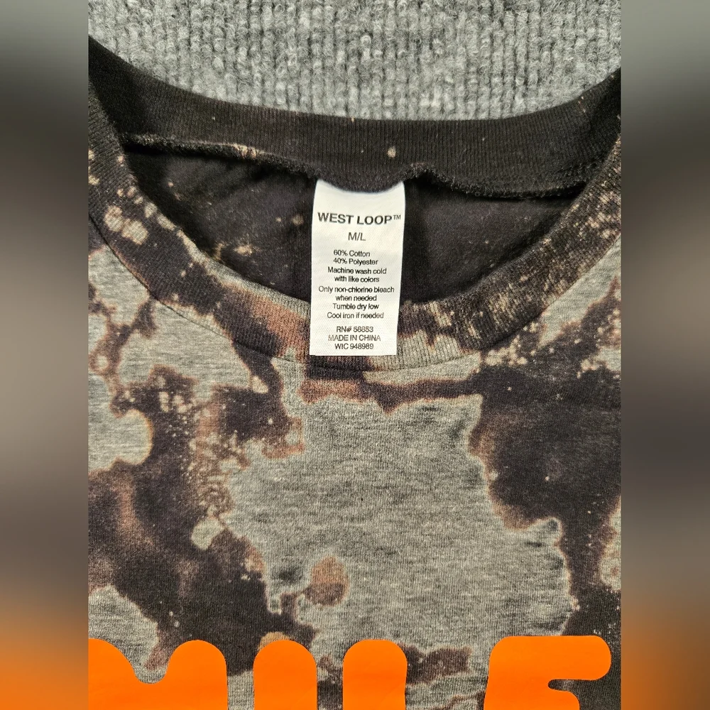 SMILEY Tie Dye Graphic  T-shirt M/L‎